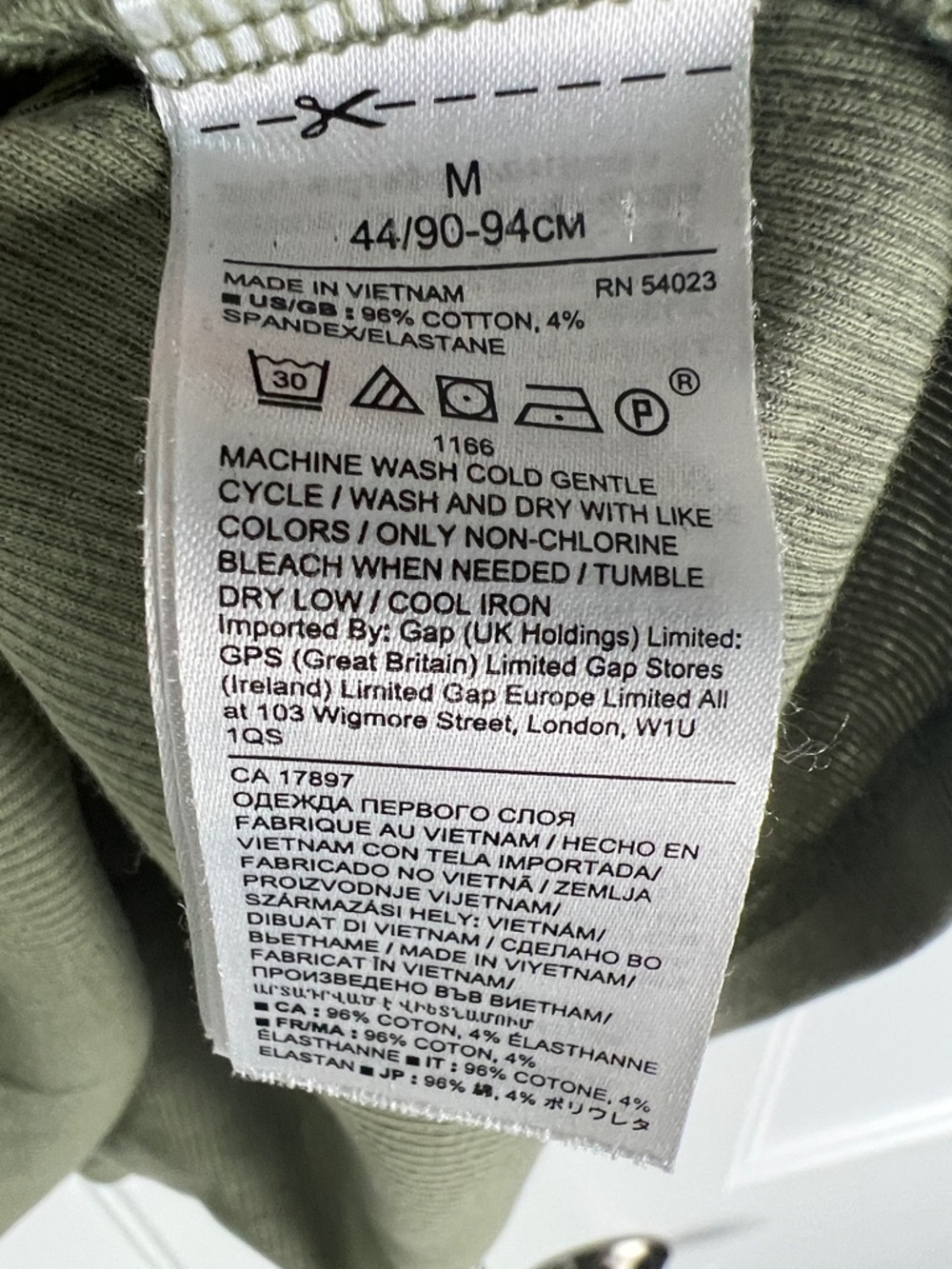 Banana Republic Fitted Ribbed Tank - Picture 4 of 9